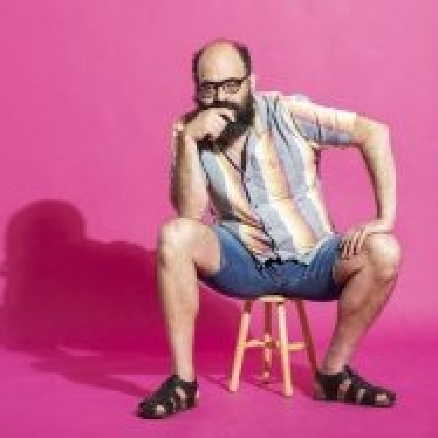 El número 52: el humor, la lógica, el caos e Ignatius Farray