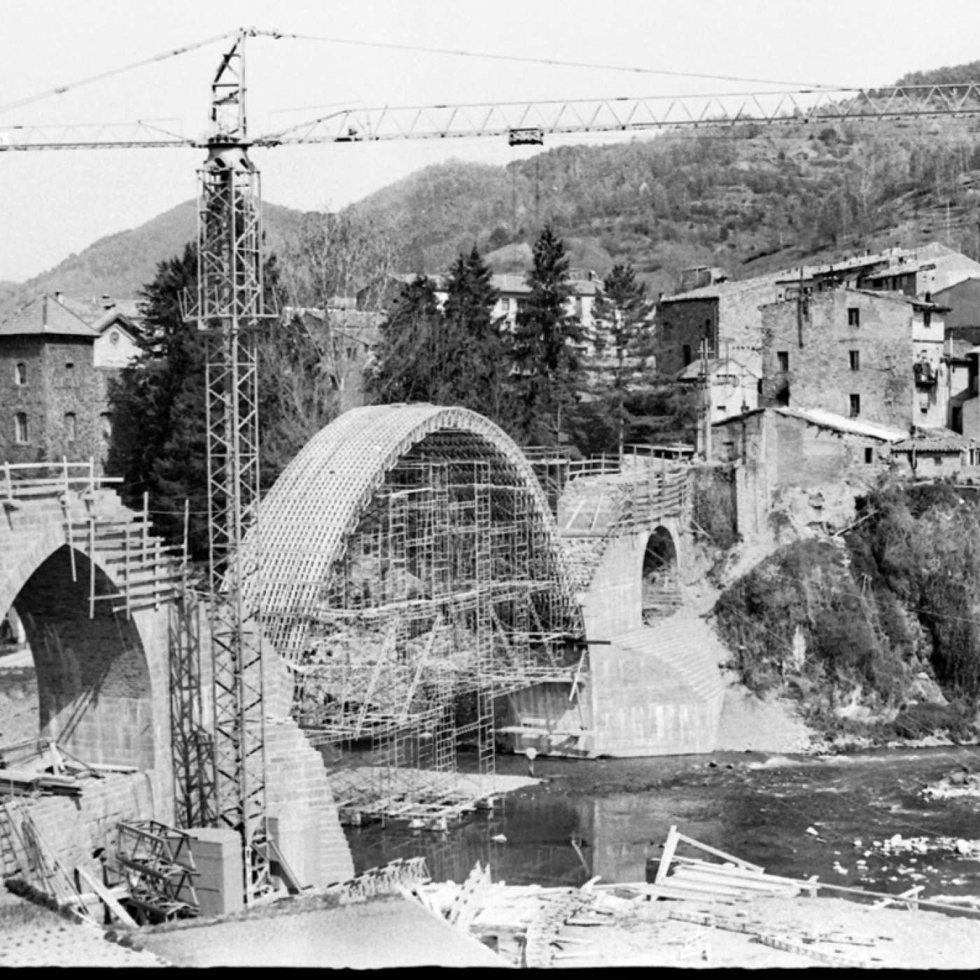 El pont Vell, el pont que travessa el temps episode artwork