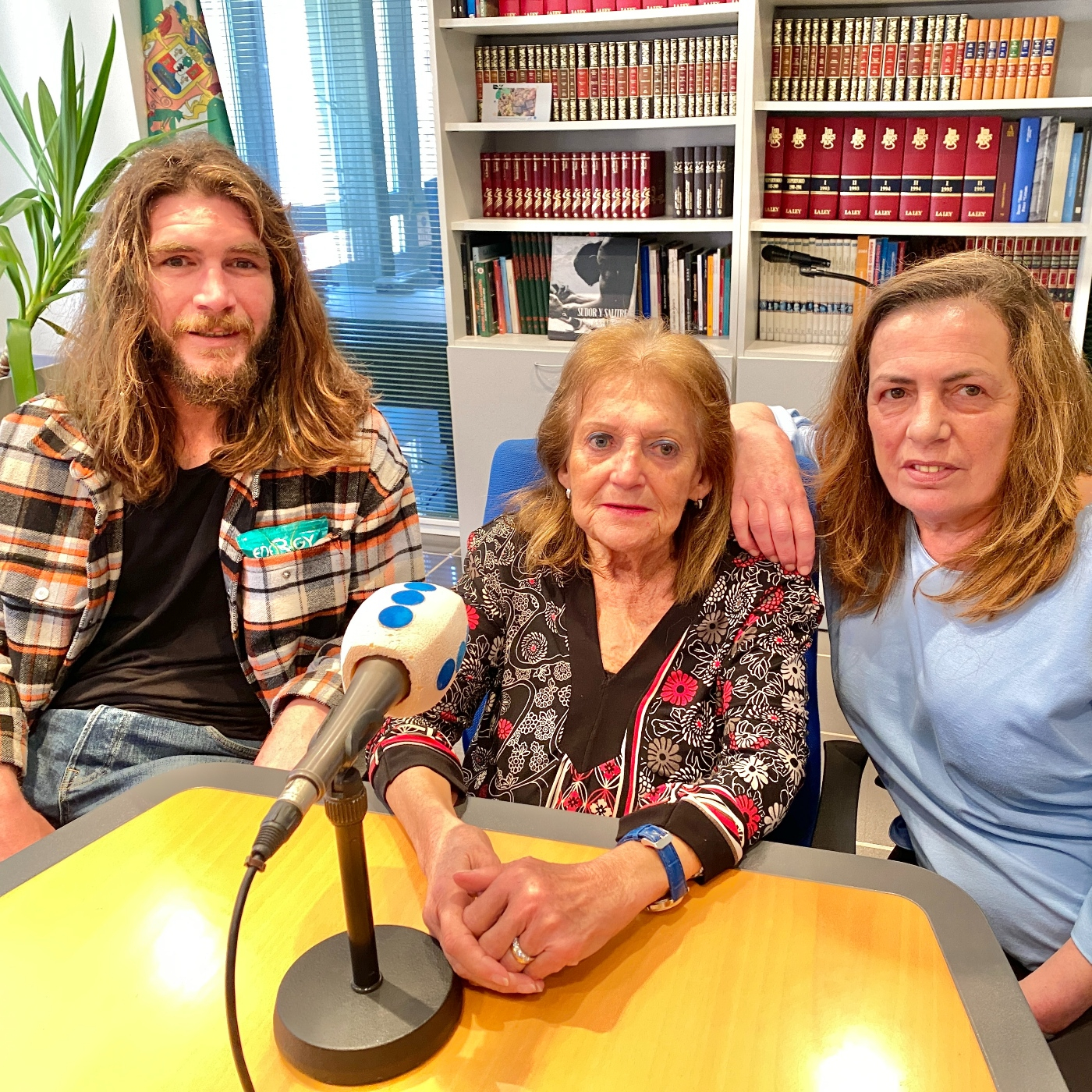 Entrevista protagonistas Pasión Viviente 06-04-26 episode artwork