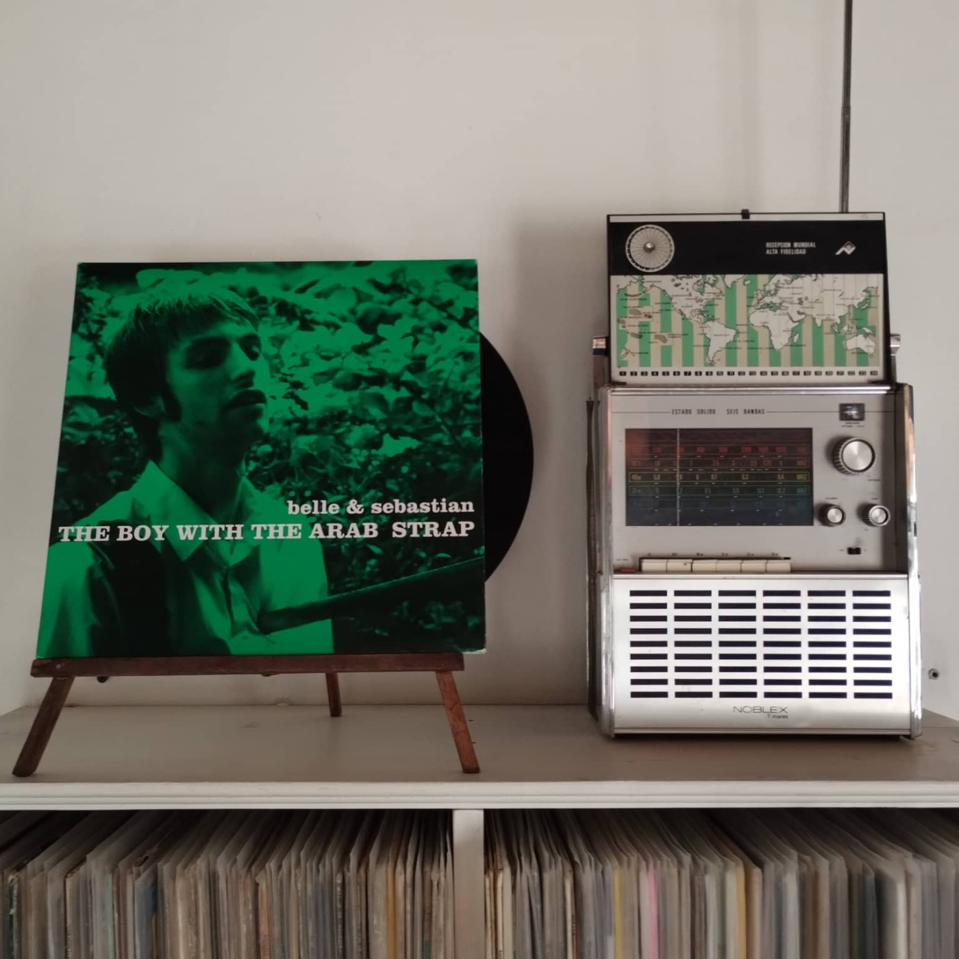 Los discos se escuchan enteros