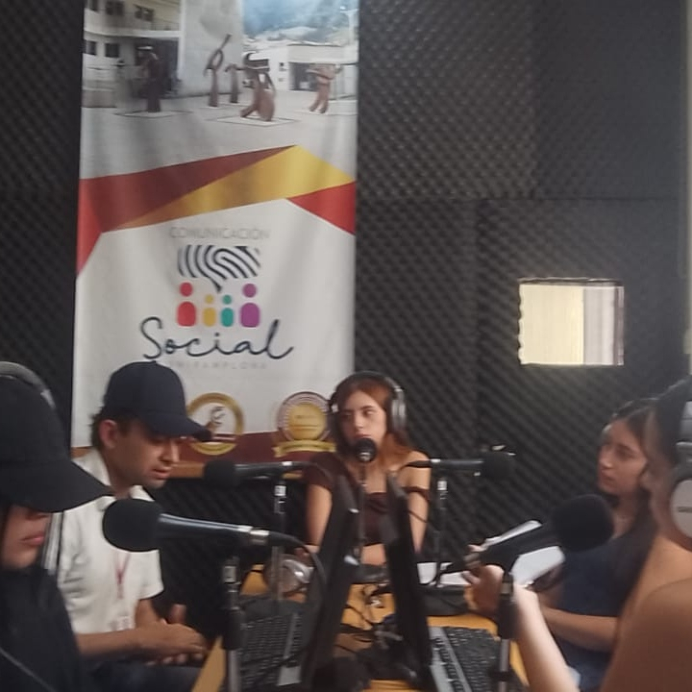 Miradas y Voces