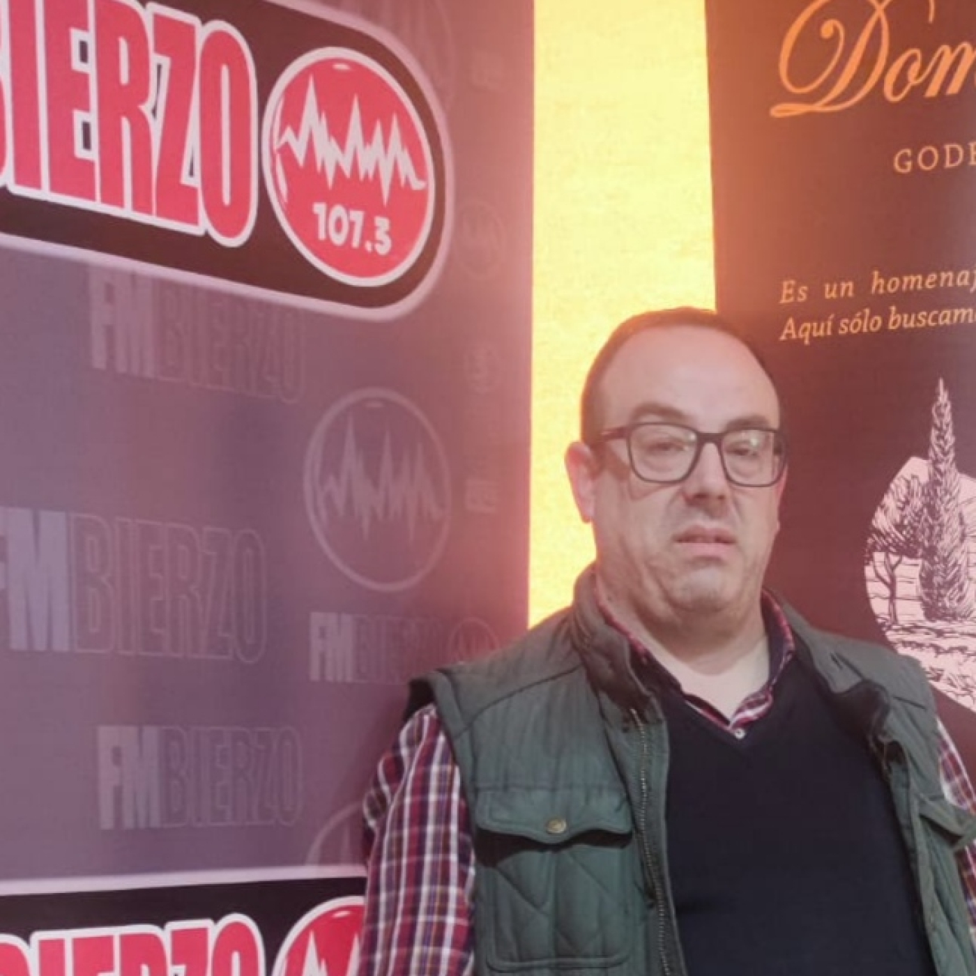 Hoy, Goyo Valderrey, se pasó por la radio para hablarnos de su bodega, Dominios del Arriero. episode artwork