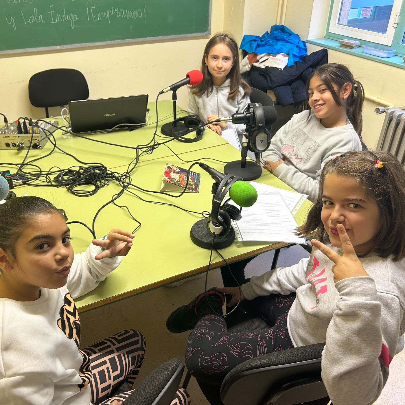 LAS DELICIAS DE LA RADIO