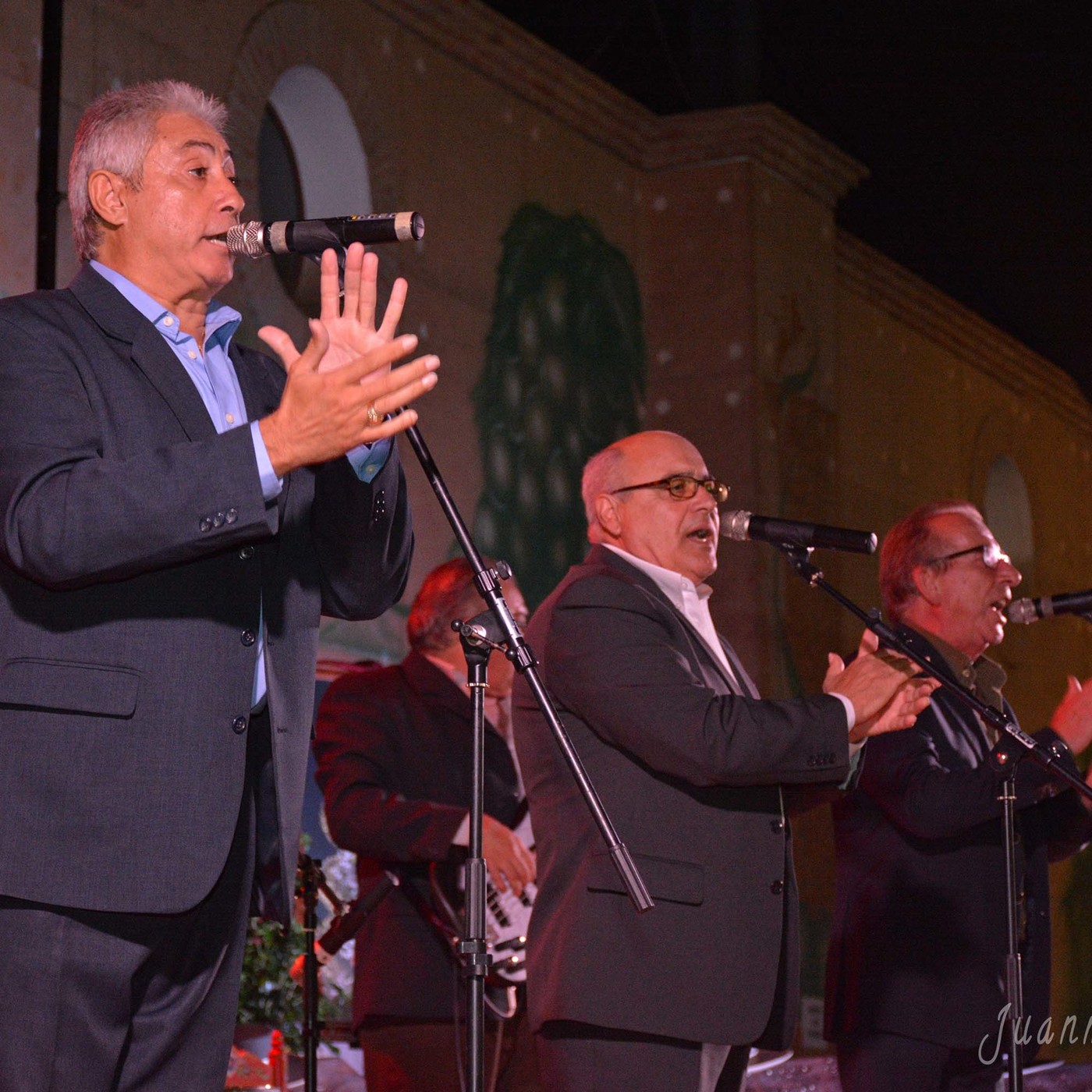 HOMENAJE A LOS ROMEROS DE LA PUEBLA - Podcast en iVoox