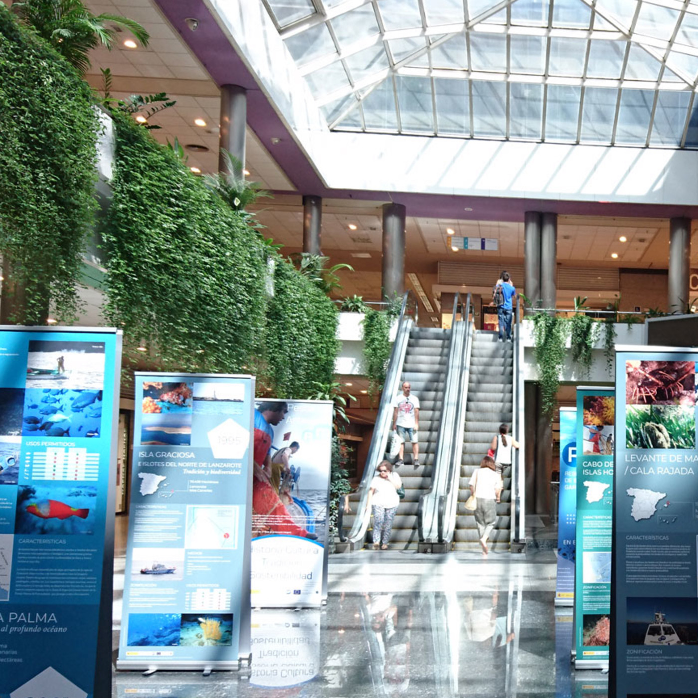 Al otro lado del espejo - Materia reservada