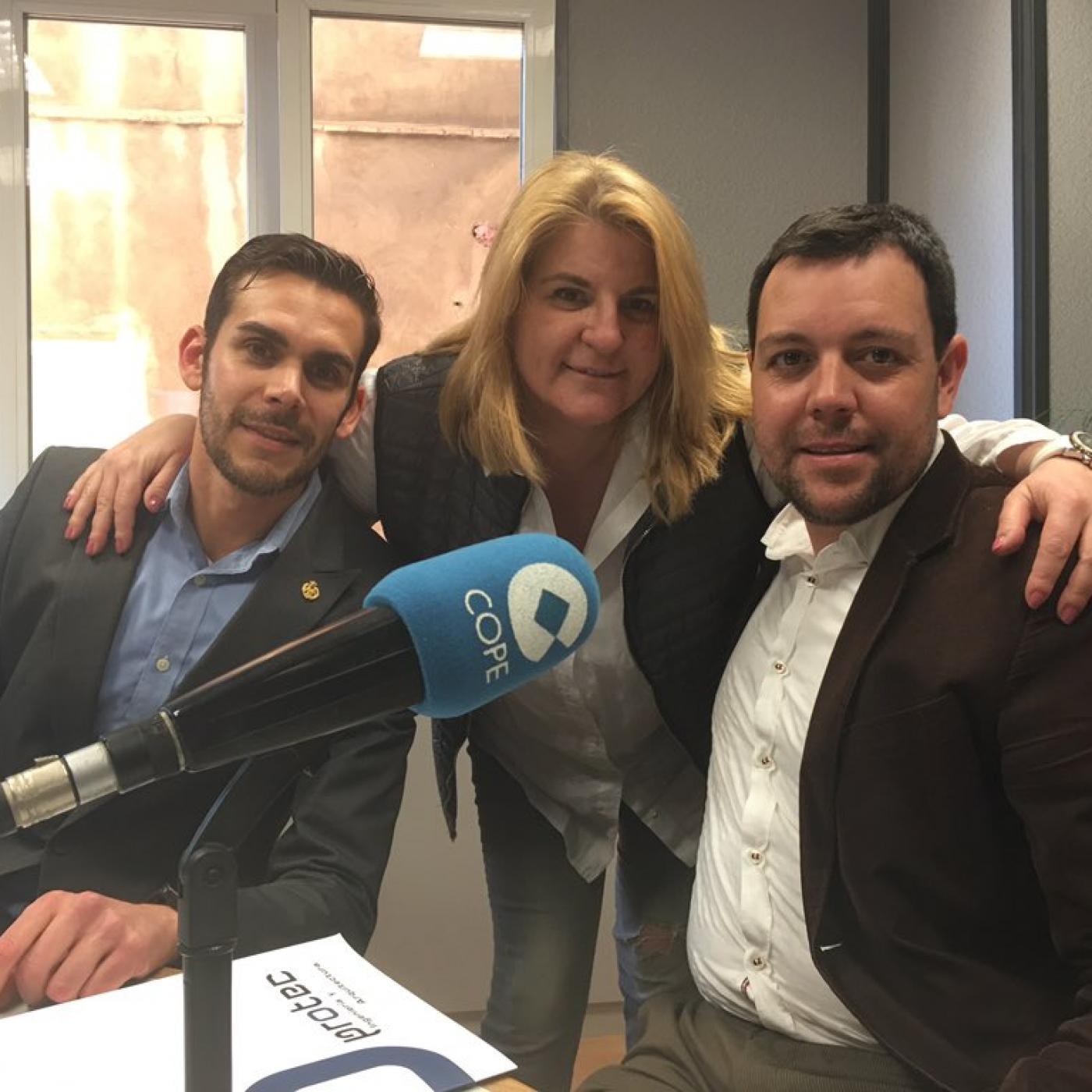 Thumbnail for 2016-03-23 - Hablando de Drones y Geomática en el 92.6FM de COPE Valencia