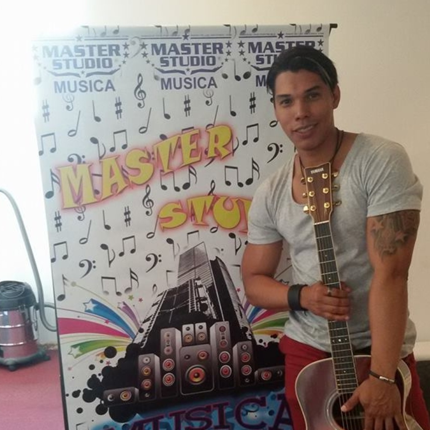Master Studio Música Fm 94.9