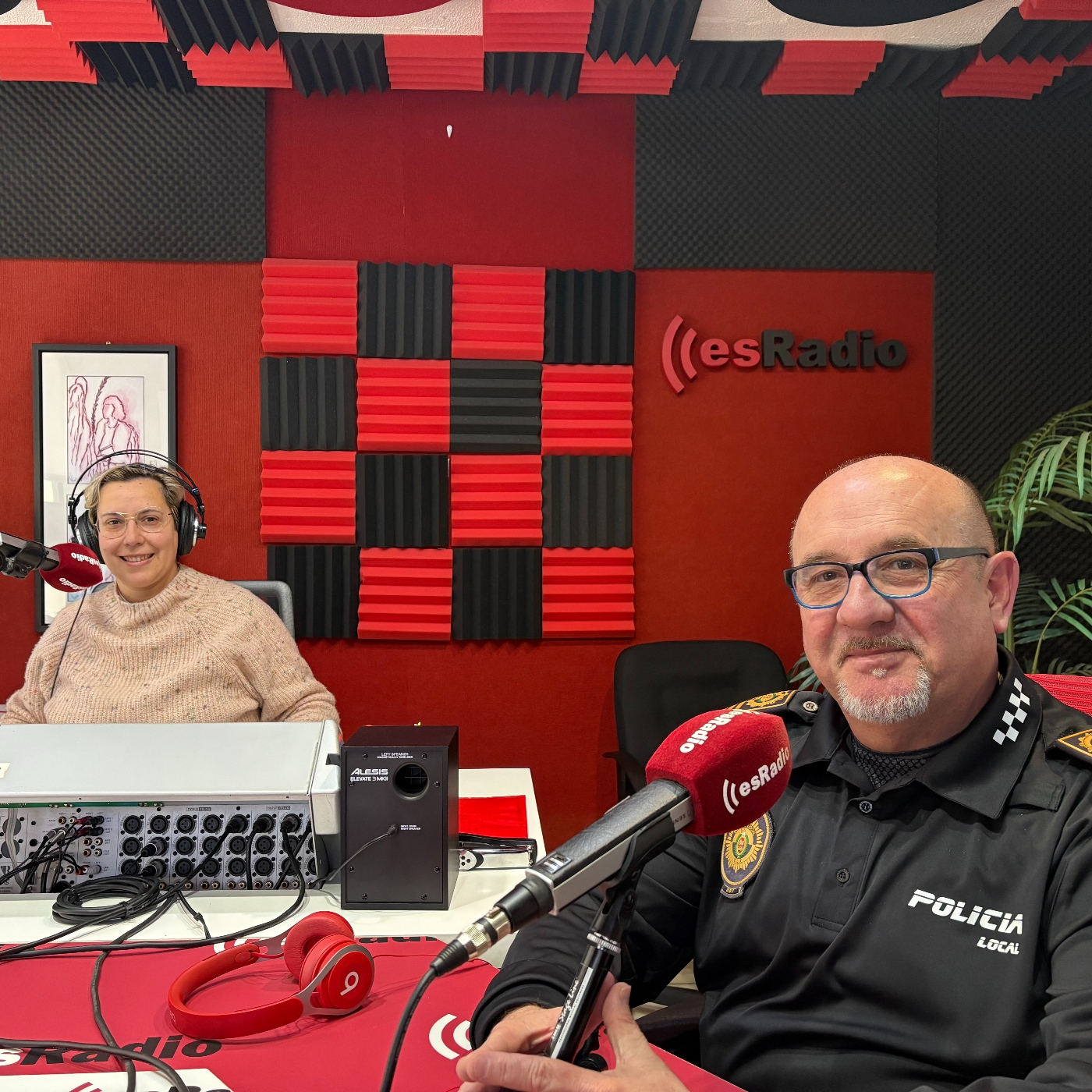 Es La Mañana De Elche y Comarca