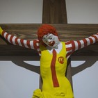 Orgasmos salvajes & gritos de placer en el McDonalds...