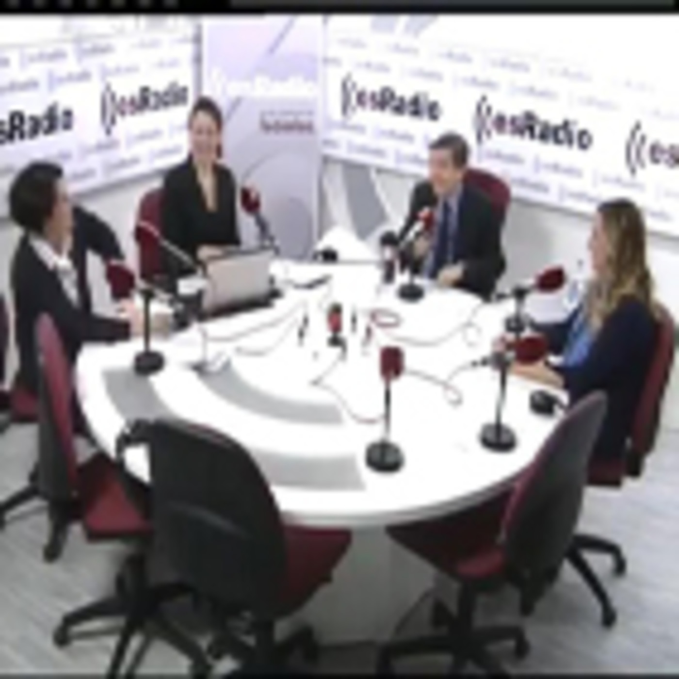 ENTREVISTAS EN RADIO