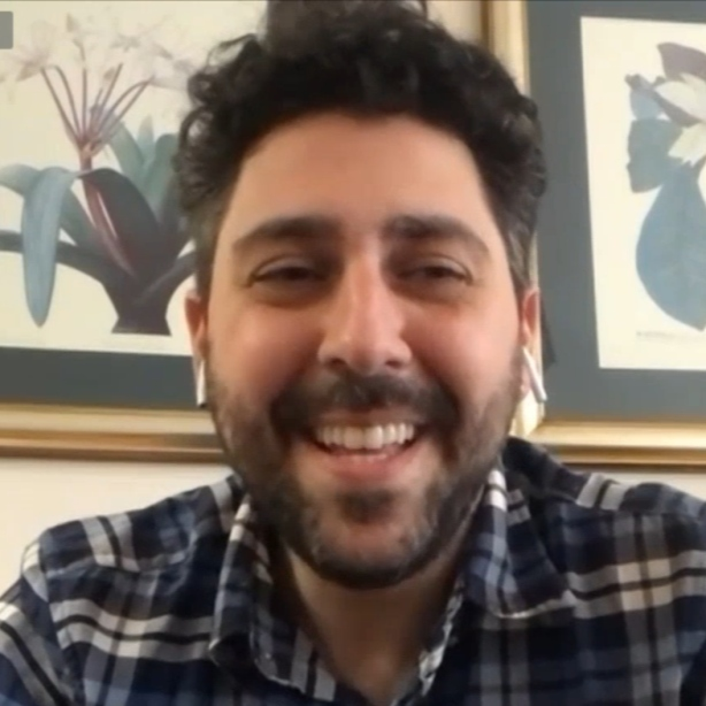 Entrevista con el bandoneonista Mariano Dugatkin en "Letras y corcheas" episode artwork