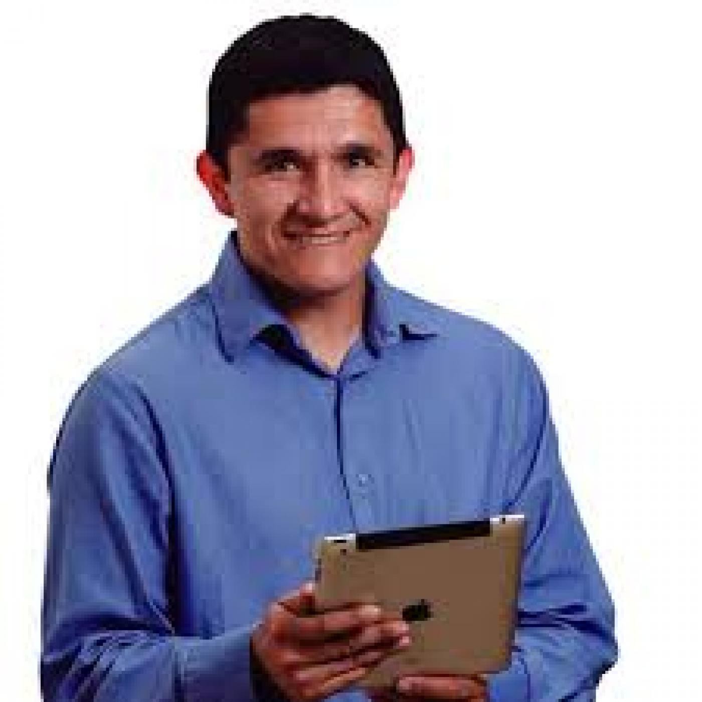 Entrevista a Christian Espinosa @coberdigital en GP Éxito - Teleradio