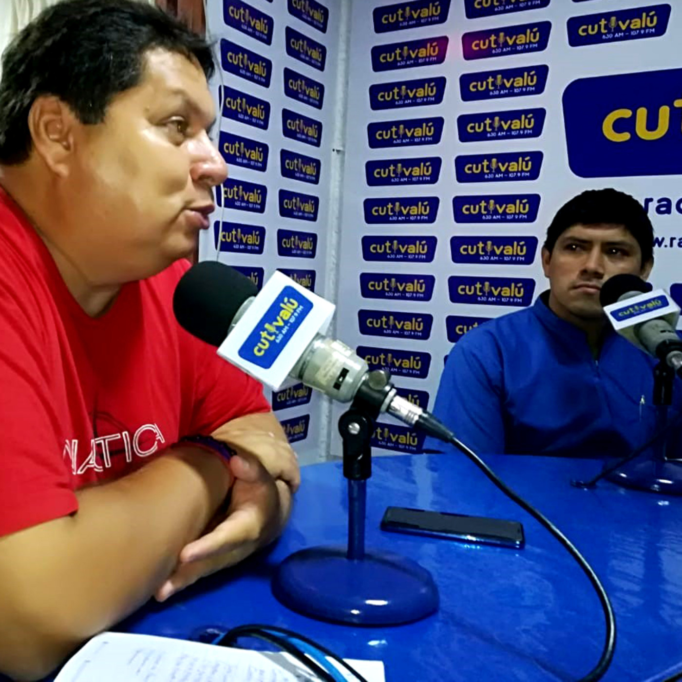 Normalmente Diferentes