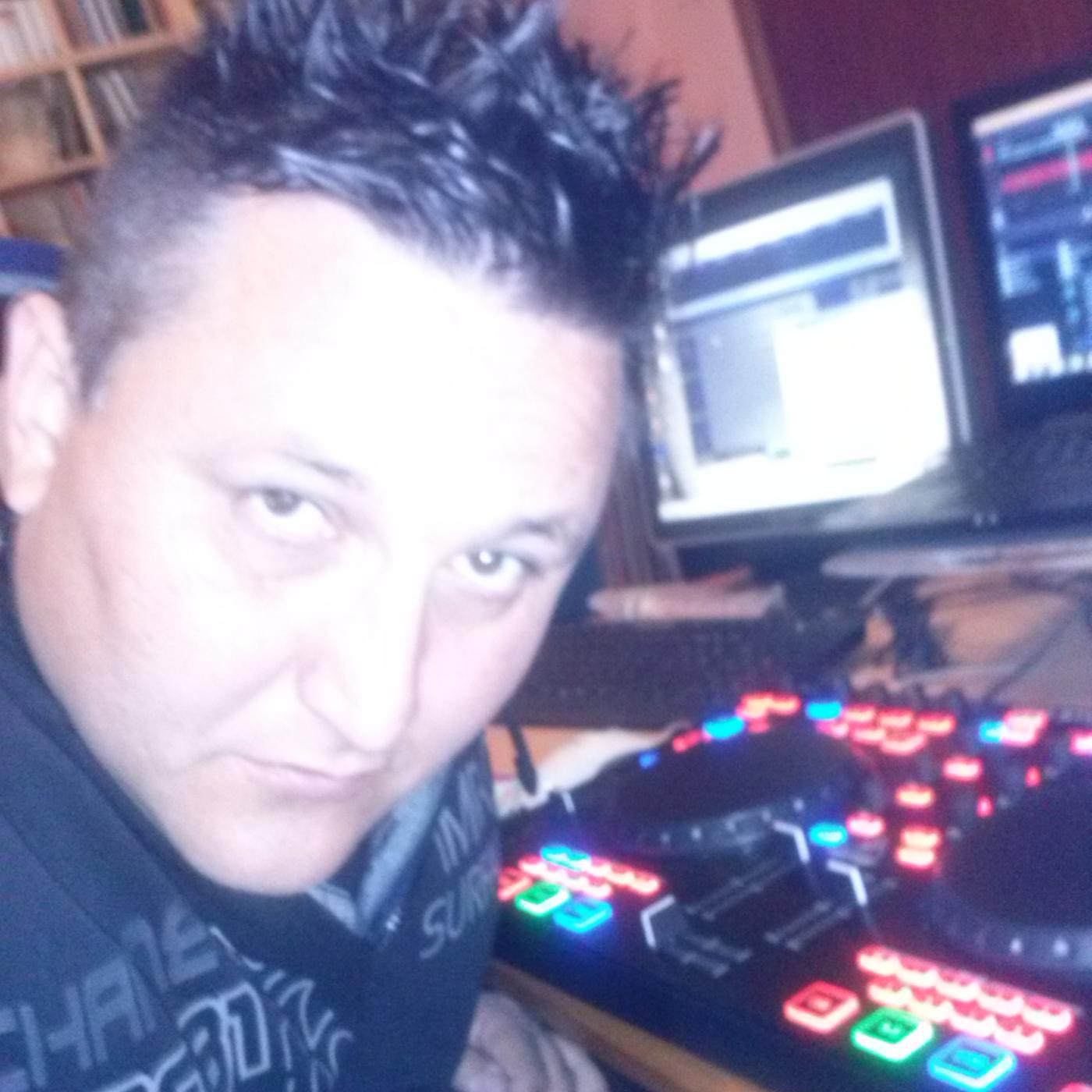 Podcast de andres vera castañe DJ.DVERA.