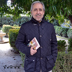 Entrevista a médico-escritor, Jesús Cabezas Jiménez, autor del libro 'Los recodos de la memoria' (Ed. Alhulia)