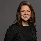 #113. Como Ser Un Emprendedor Con Propósito Con Una De Las Tiburones en SHARK TANK. Juliana Barreto