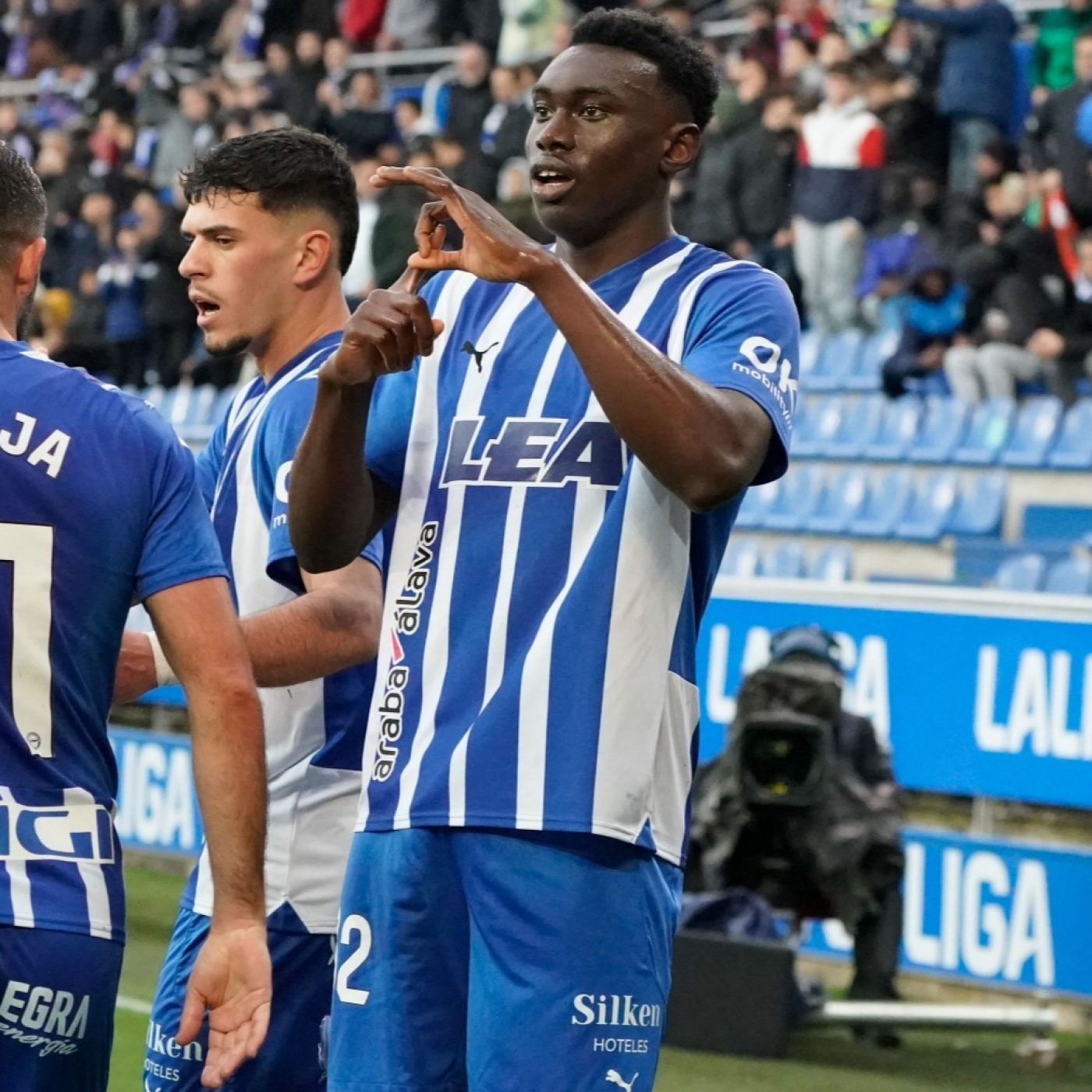 En Corto y al pie. Tu podcast sobre el Alaves