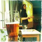 Pint of Science. Escuchando ciencia en el bar mientras te tomas una cerveza...con Xenia Villalobos. 184.LFDLC
