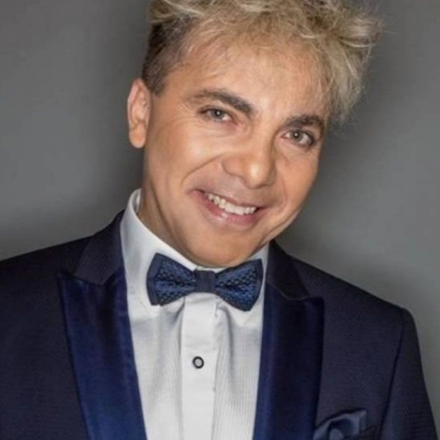 PÁLIDO Y DURO (UN PROGRAMA DE HUMOR)