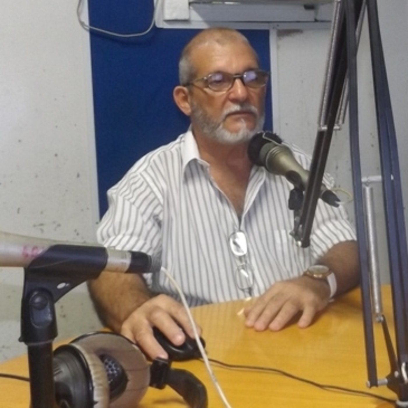 Con el abuelo y Paquitín