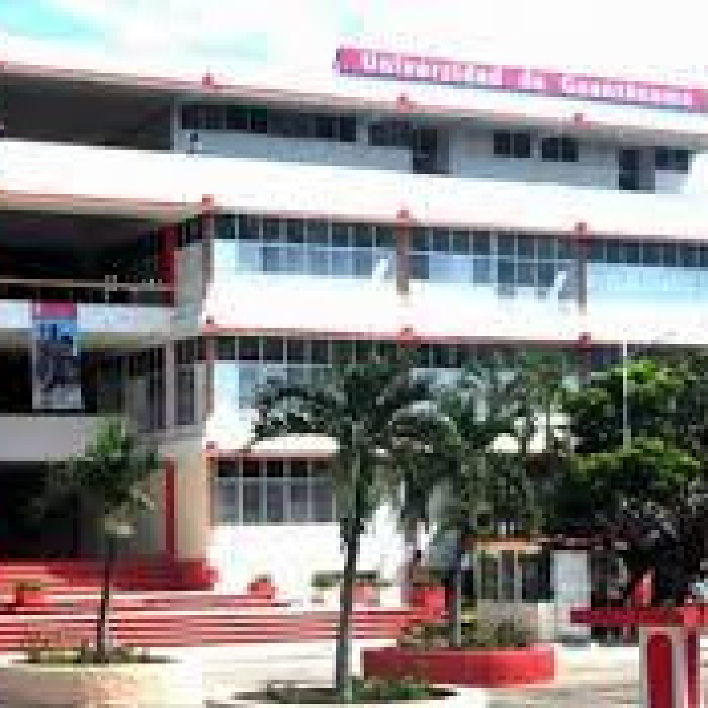 Universidad de Guantánamo celebra su graduación 44