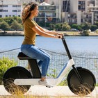 Karmic OSLO: Ciclomotor Eléctrico Futurista