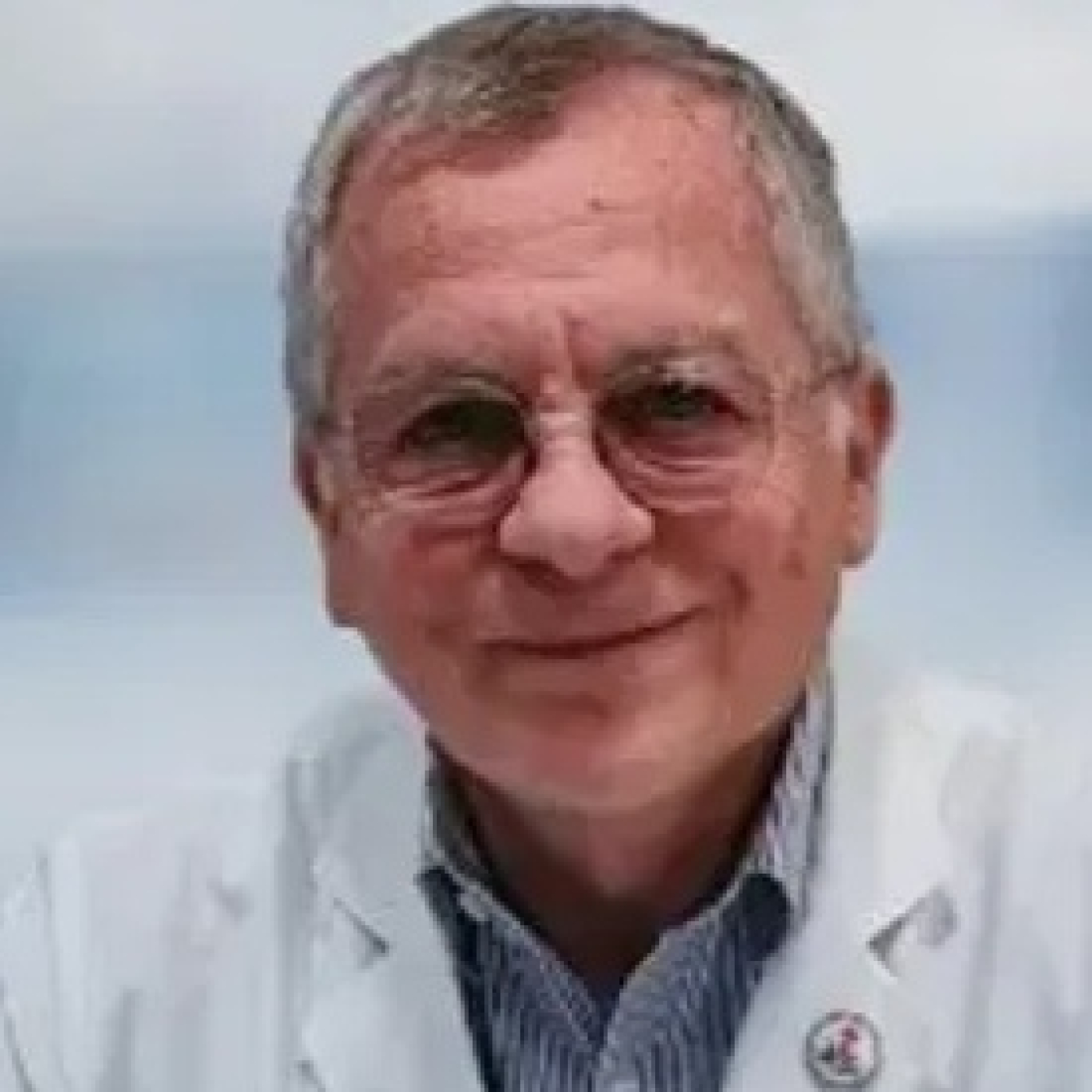 Dr. Fabián Román Médico - Especialista en Psiquiatría episode artwork