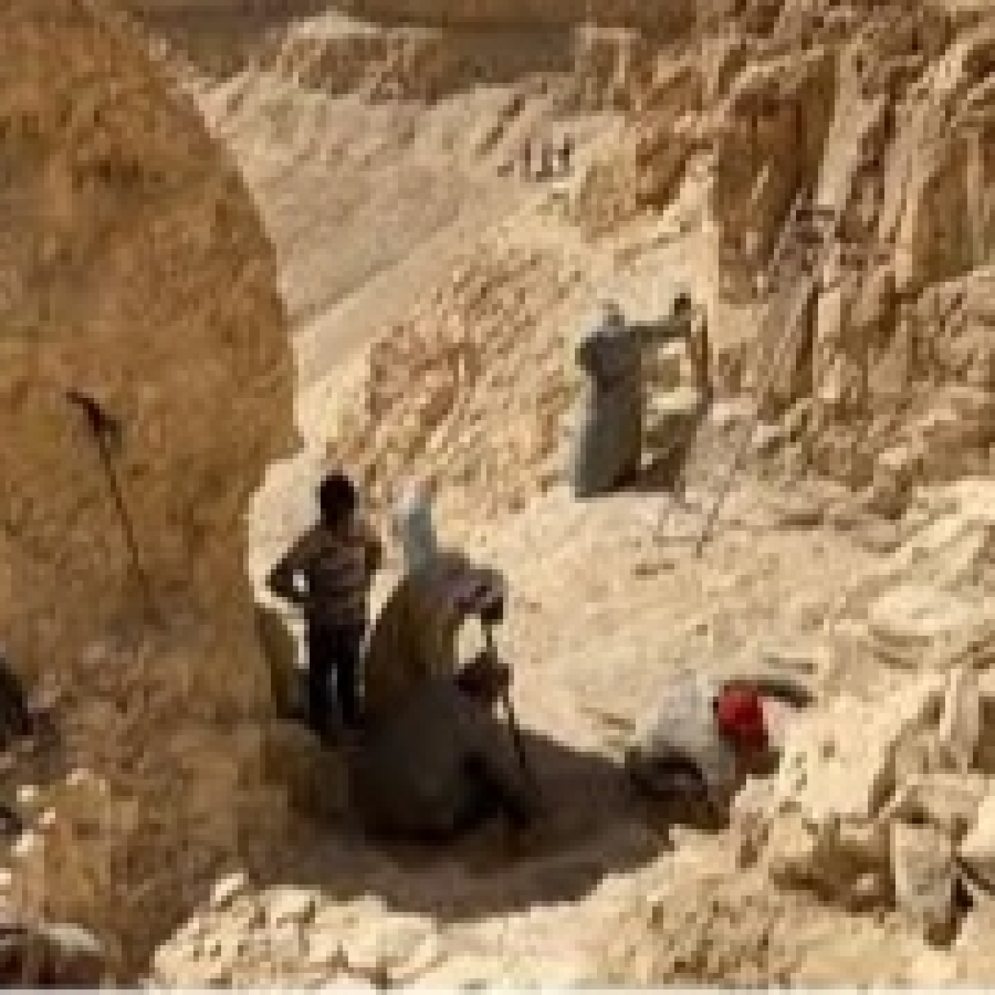Egipto. El valle de la TT320 guarda muchos secretos. J. Ramón Pérez Accino Egiptología Complutense. 597. LFDLC