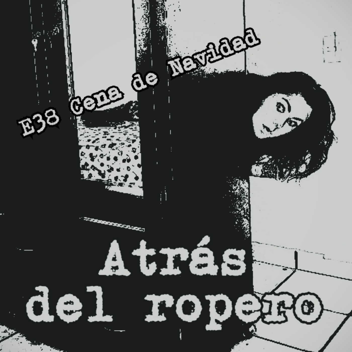 Atrás del ropero