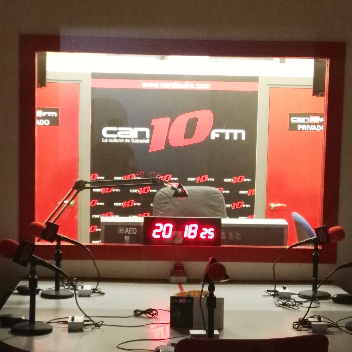 Tendencias Musicales y Canciones para Recordar 21-01-2022 candeufm.com episode artwork