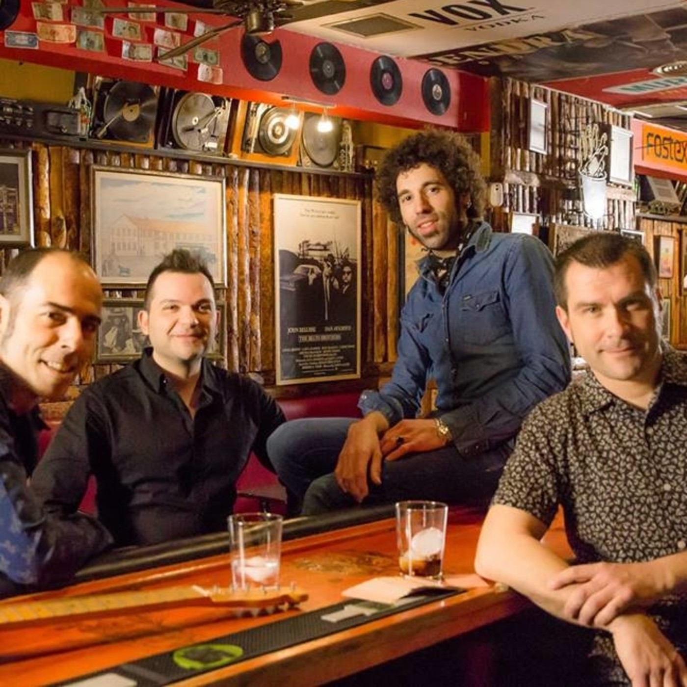 Entrevista y acústico con Géisers episode artwork