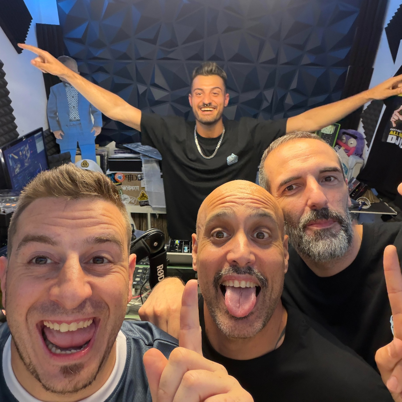 E.S.M by Dj Nau - 11 Junio 2026 (invitado DVRK OKTOPUS) episode artwork