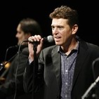 Caleidoscopio del 10/05-1h: entrevista a javier ojeda de danza invisible y callejeando por lope de vega