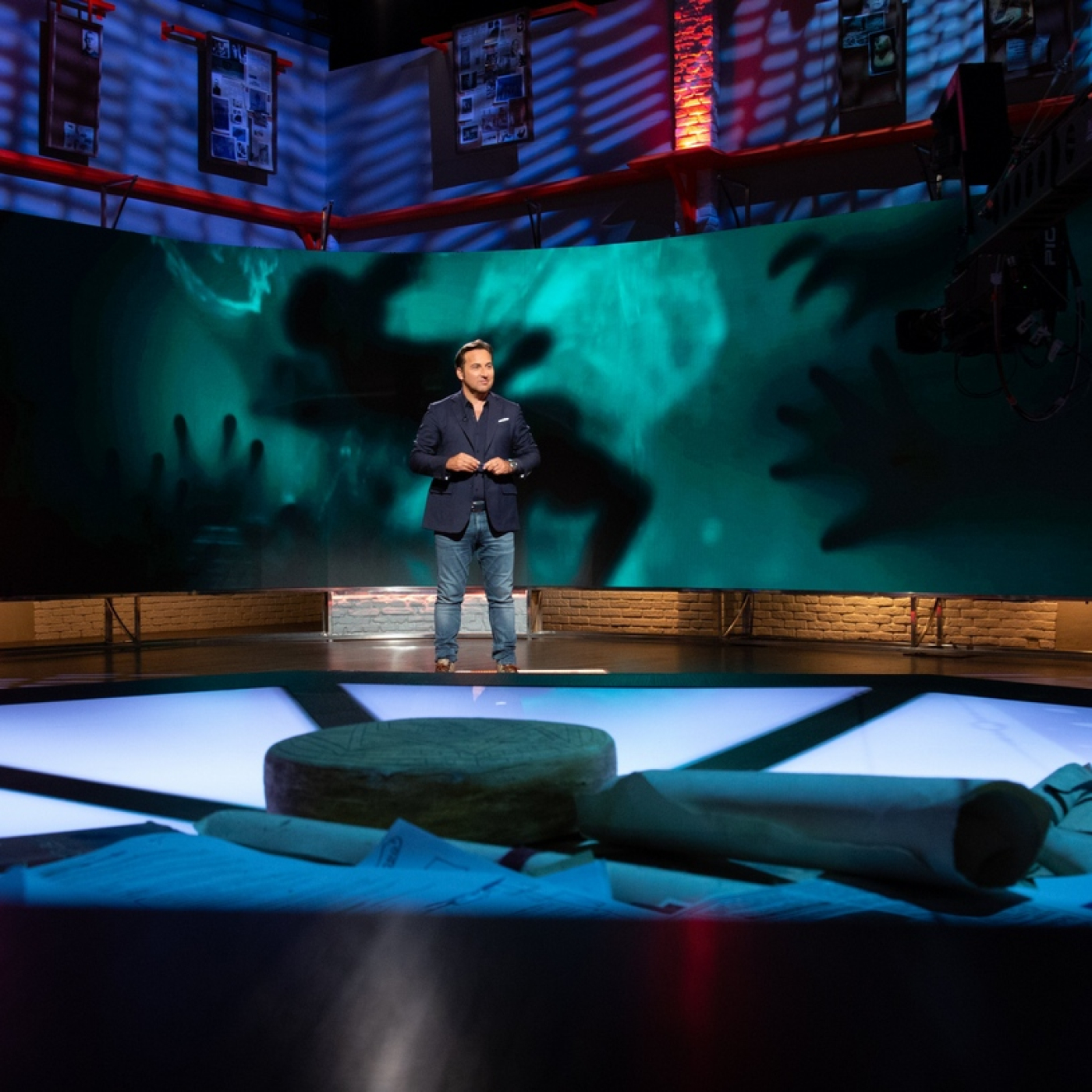Cuarto Milenio 18×44 (16/07/2023): La voz de las sombras (el fardo)