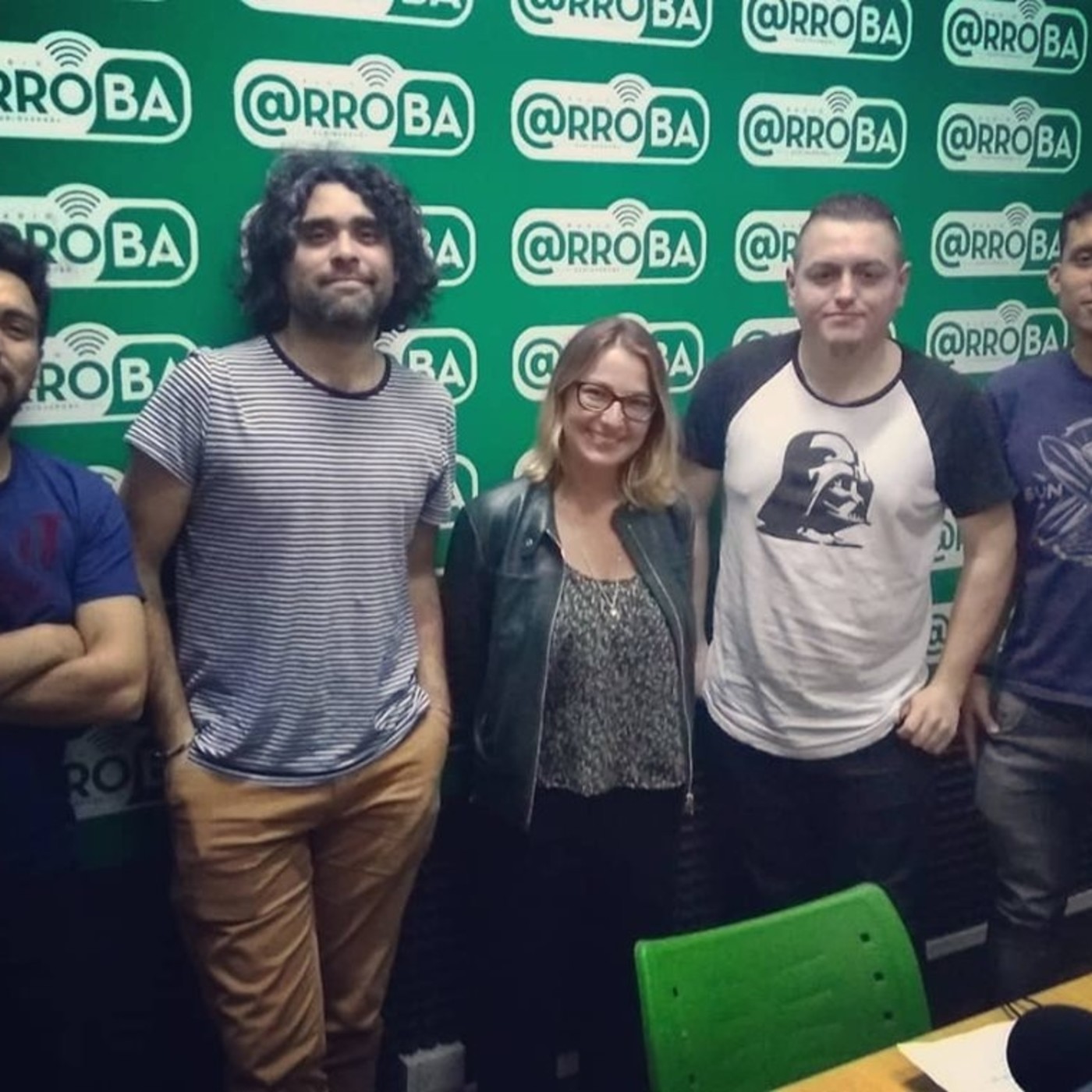 Descontracturados: Secciones y Entrevistas