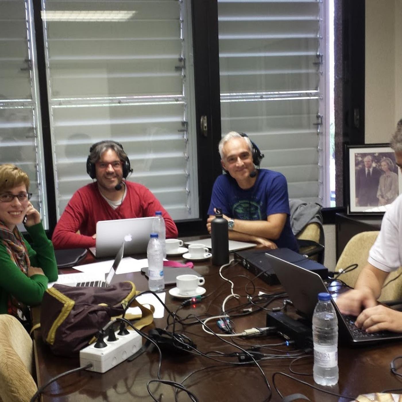 Ep28: Alcubierre: Viajes hiperlumínicos y máquinas del tiempo; ¿Construcciones alienígenas?; Marte (The Martian) Part I