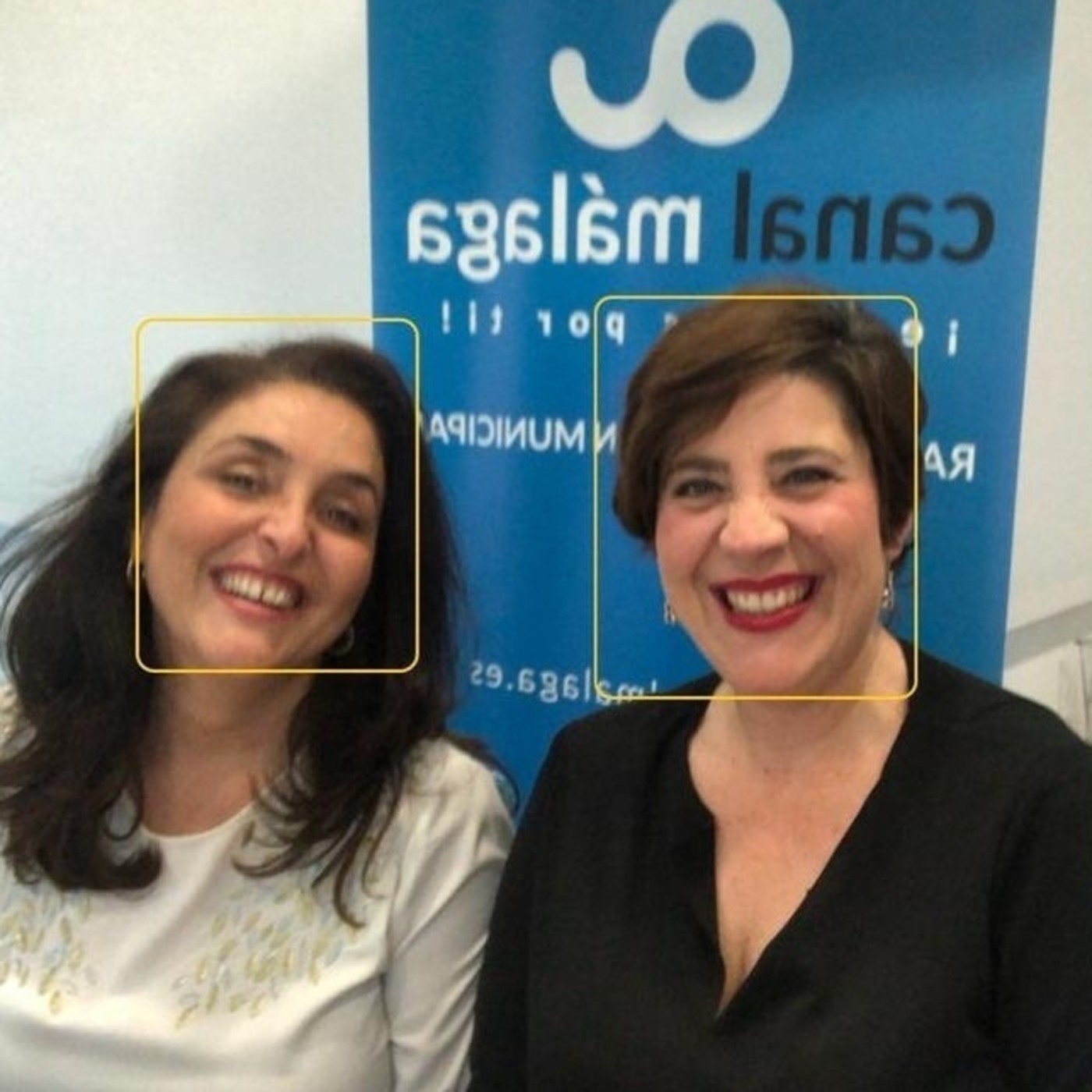Miradas Divergentes Radio