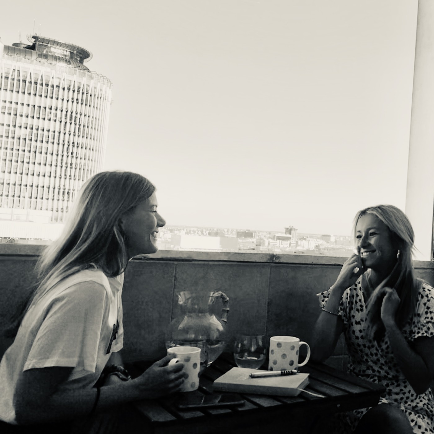 Deja de criticarte! Te contamos como hablarte bien sin purpurina ni algodones de colores Deja de criticarte! Te contamos como hablarte bien sin purpurina ni algodones de colores