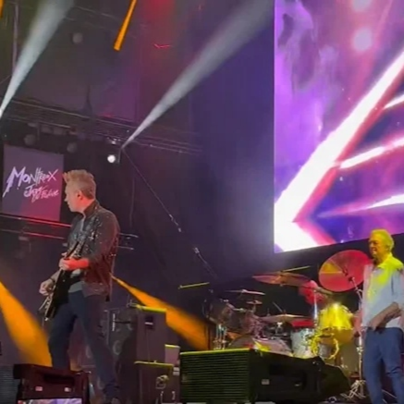 Deep Purple volvieron a Suiza para tocar sobre el lago que inspiró 'Smoke On The Water' episode artwork