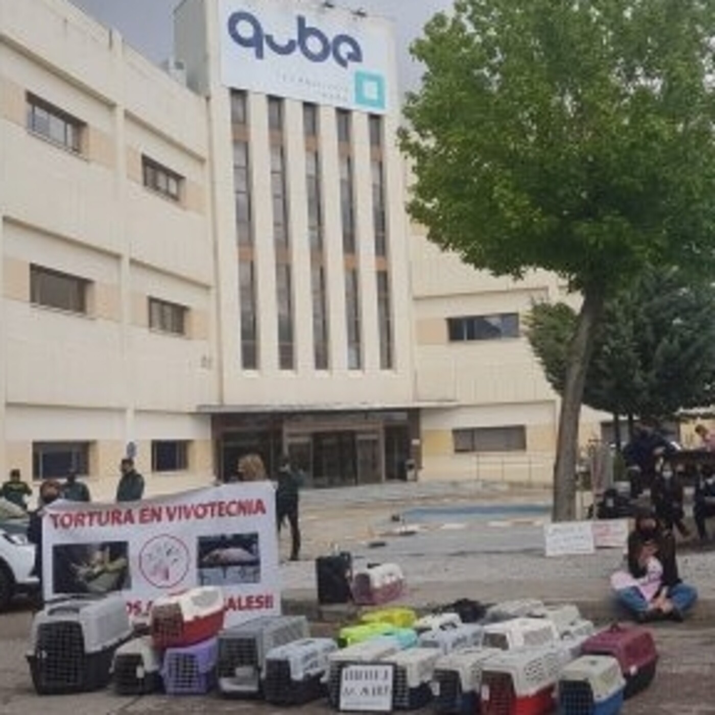 Lluvia con truenos radio
