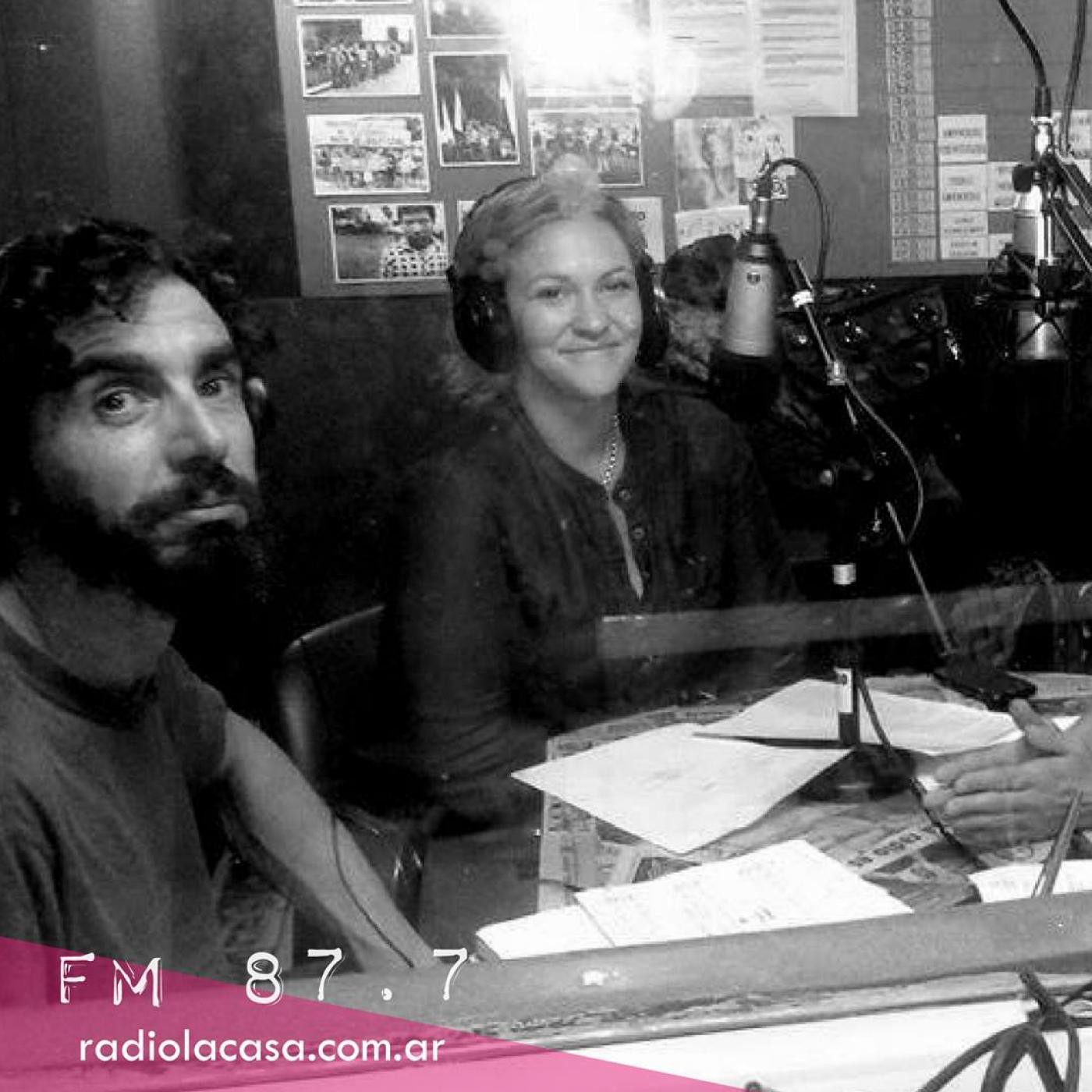 Algo anda Mal (FM 87.7 o radiolacasa.com.ar)