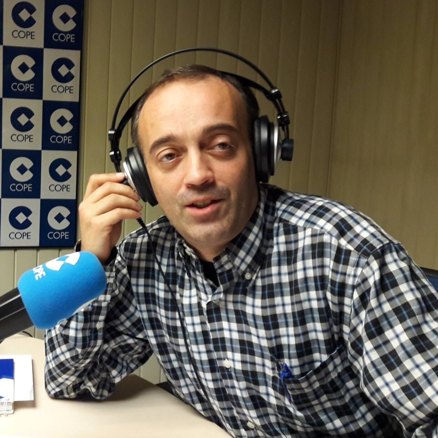 Javier Martínez: "O belén de Ortigueira séguese montando como en 1924" episode artwork