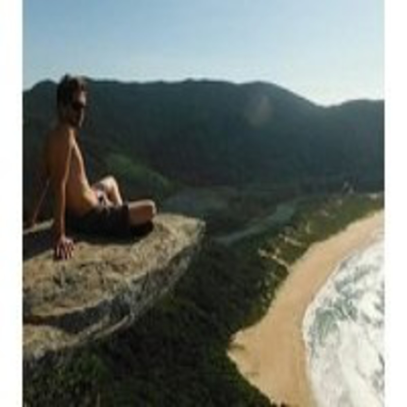 NINGÚN LUGAR QUEDA LEJOS