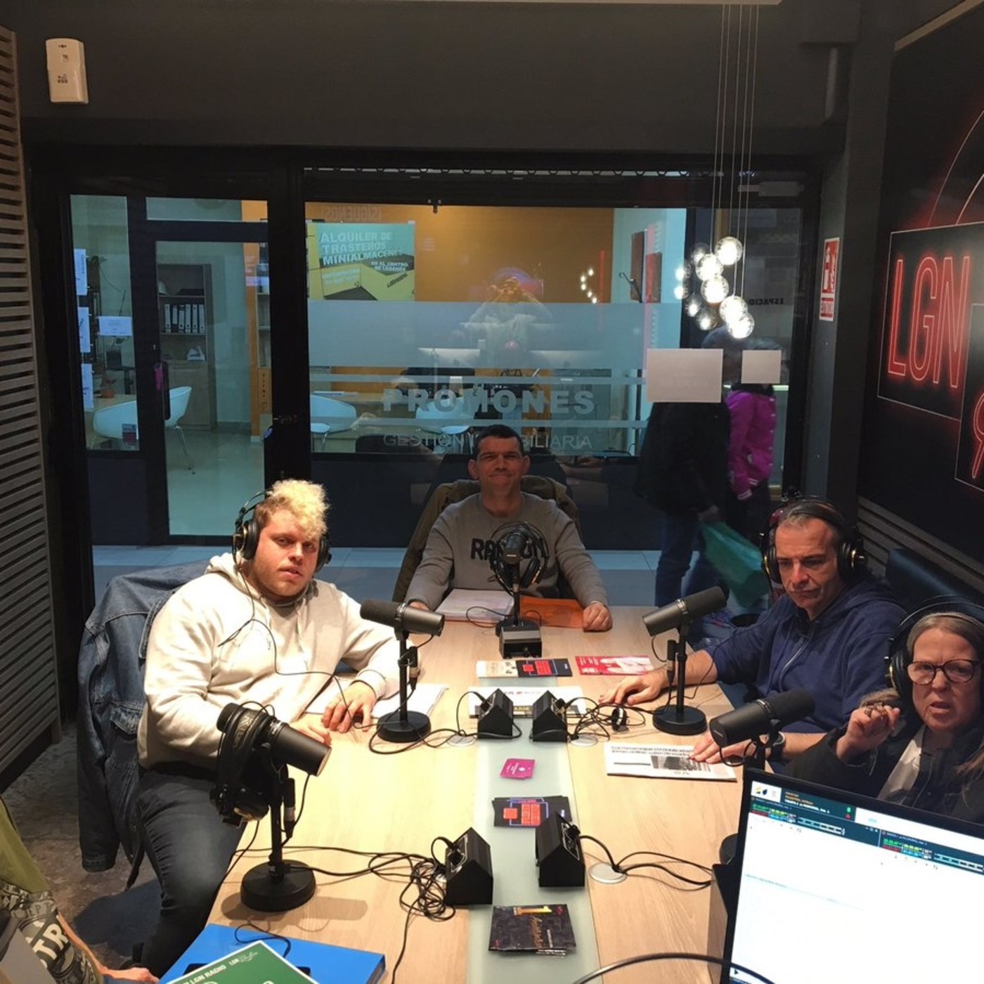 El oido del saltamontes