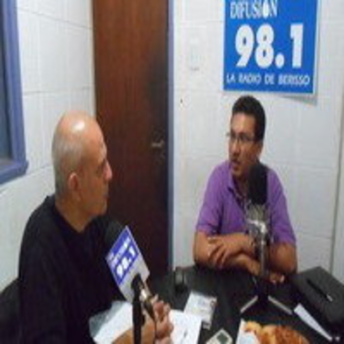 Montevideo y 11-Nº 332-Bloque 3-El programa de radio de la Escuela de Arte de Berisso episode artwork