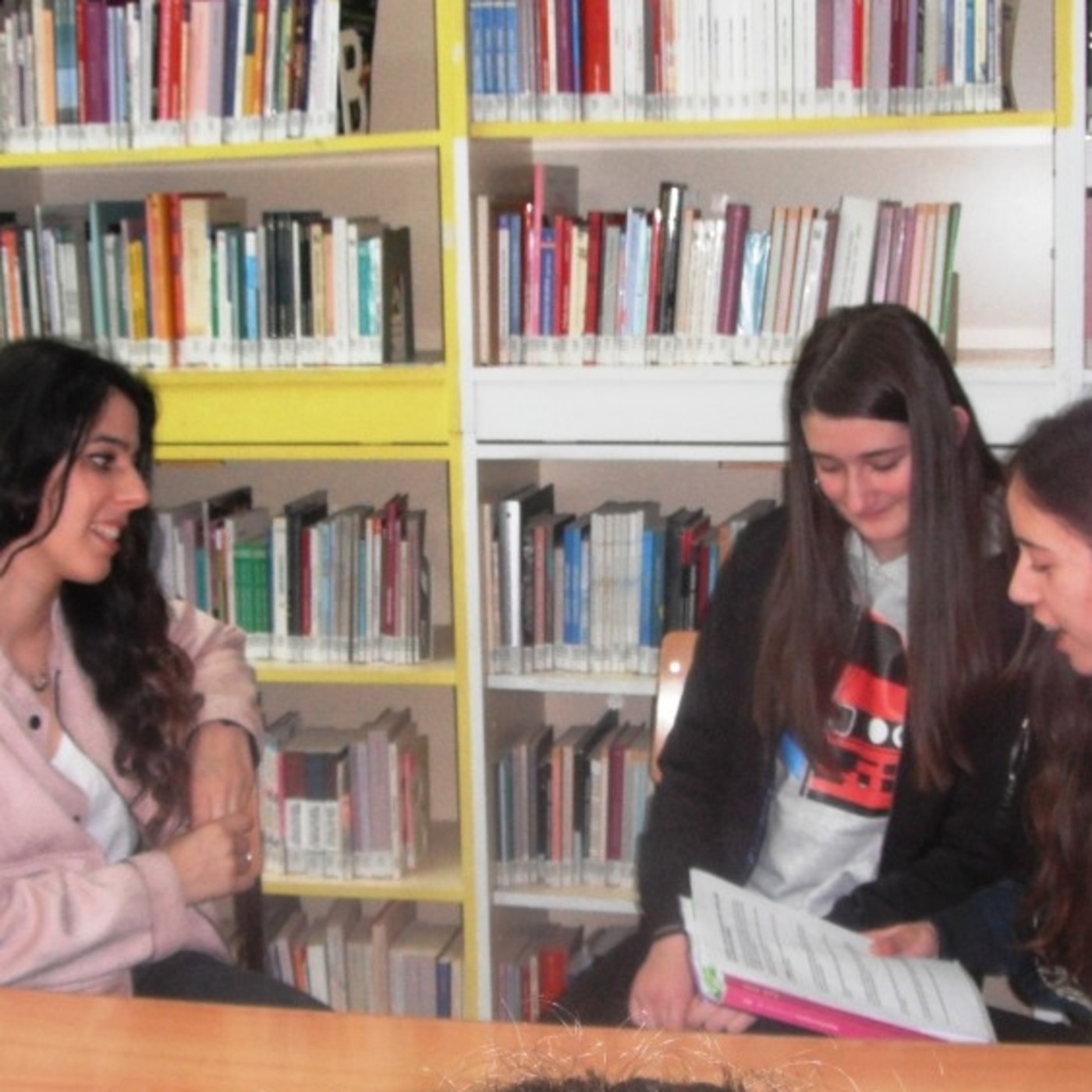 ENTREVISTAS EN RADIO RAS,