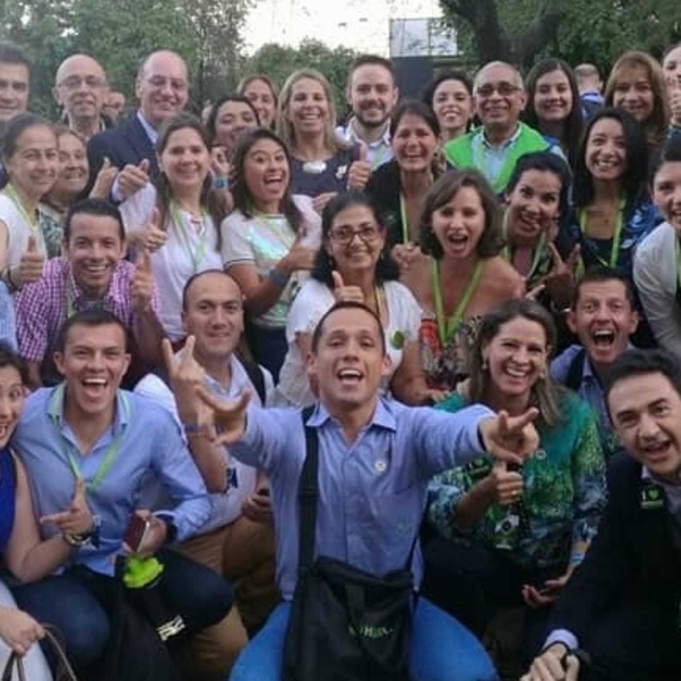 Escuela de Negocios HBL
