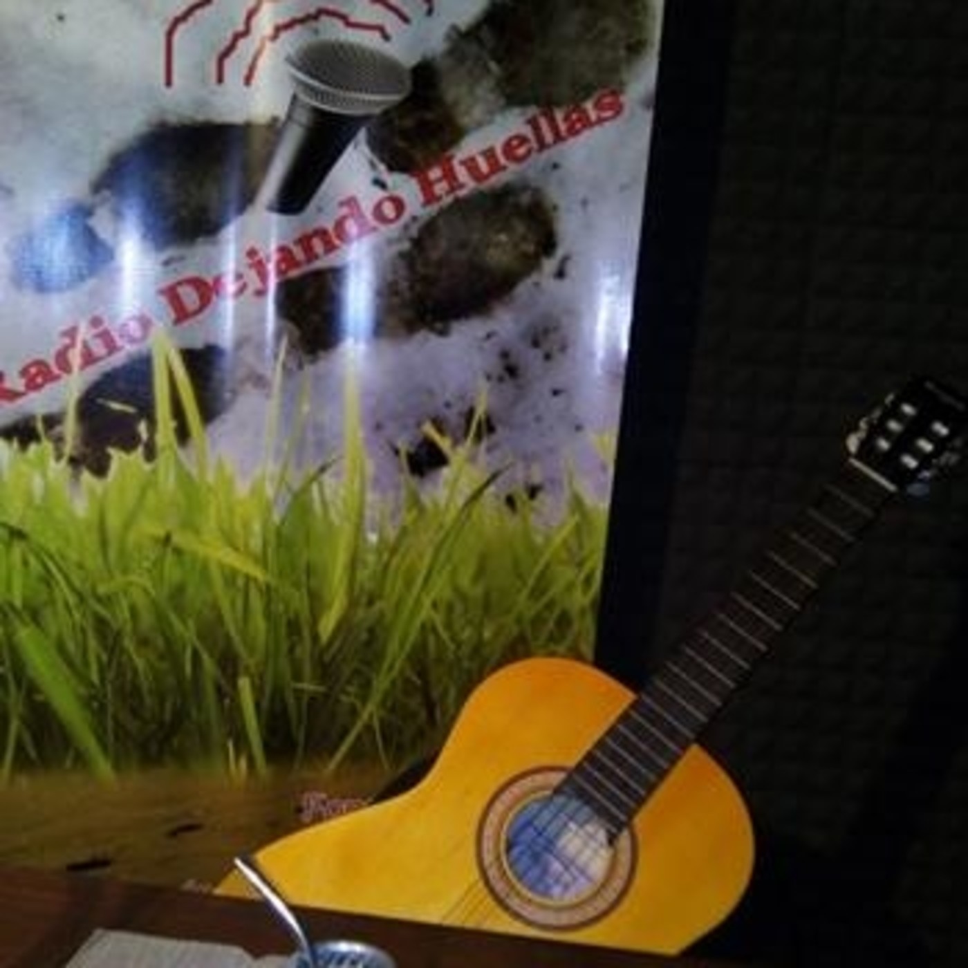 En Un Rinconcito De La Radio