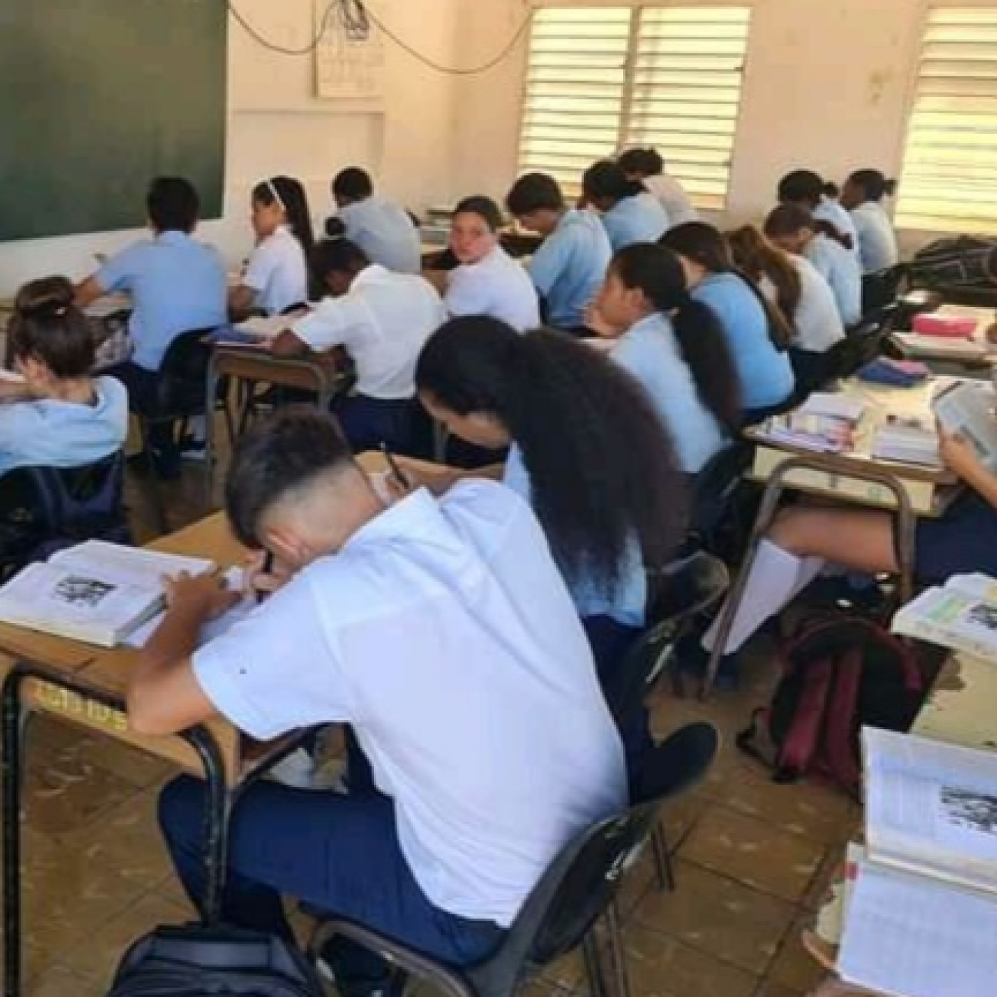 Radio Victoria de Girón - Cuba