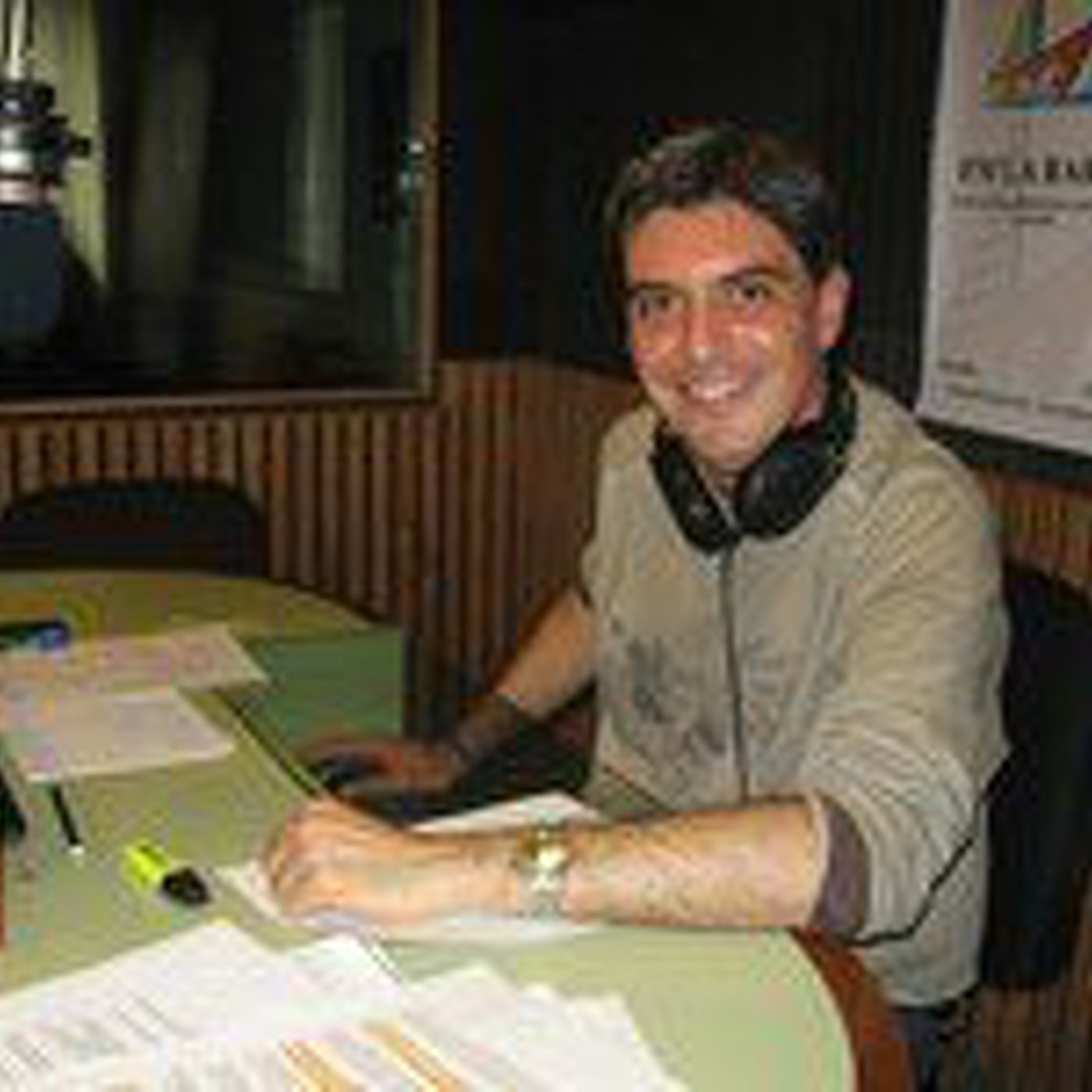 cadena afiche url:http://cadenaafiche.ivoox.com
